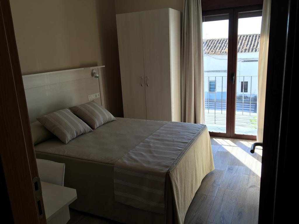 Hostal Los Encinares Villanueva de Córdoba エクステリア 写真
