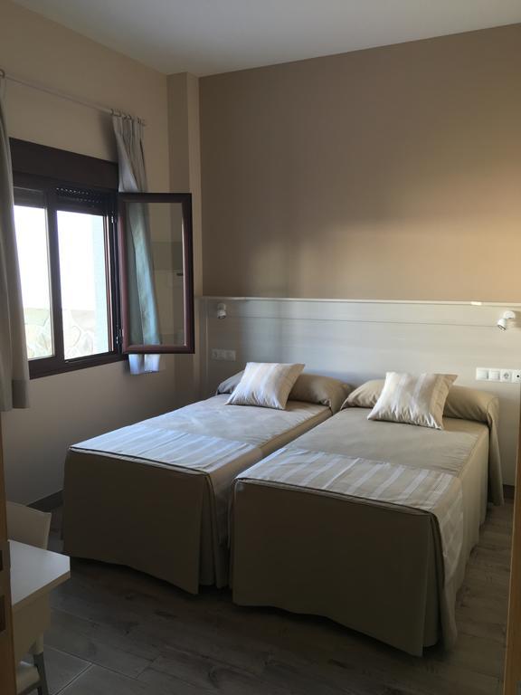 Hostal Los Encinares Villanueva de Córdoba エクステリア 写真
